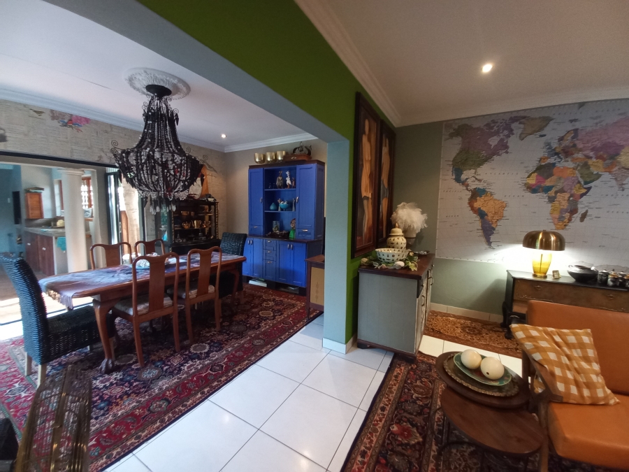 3 Bedroom Property for Sale in Safari Gardens North West